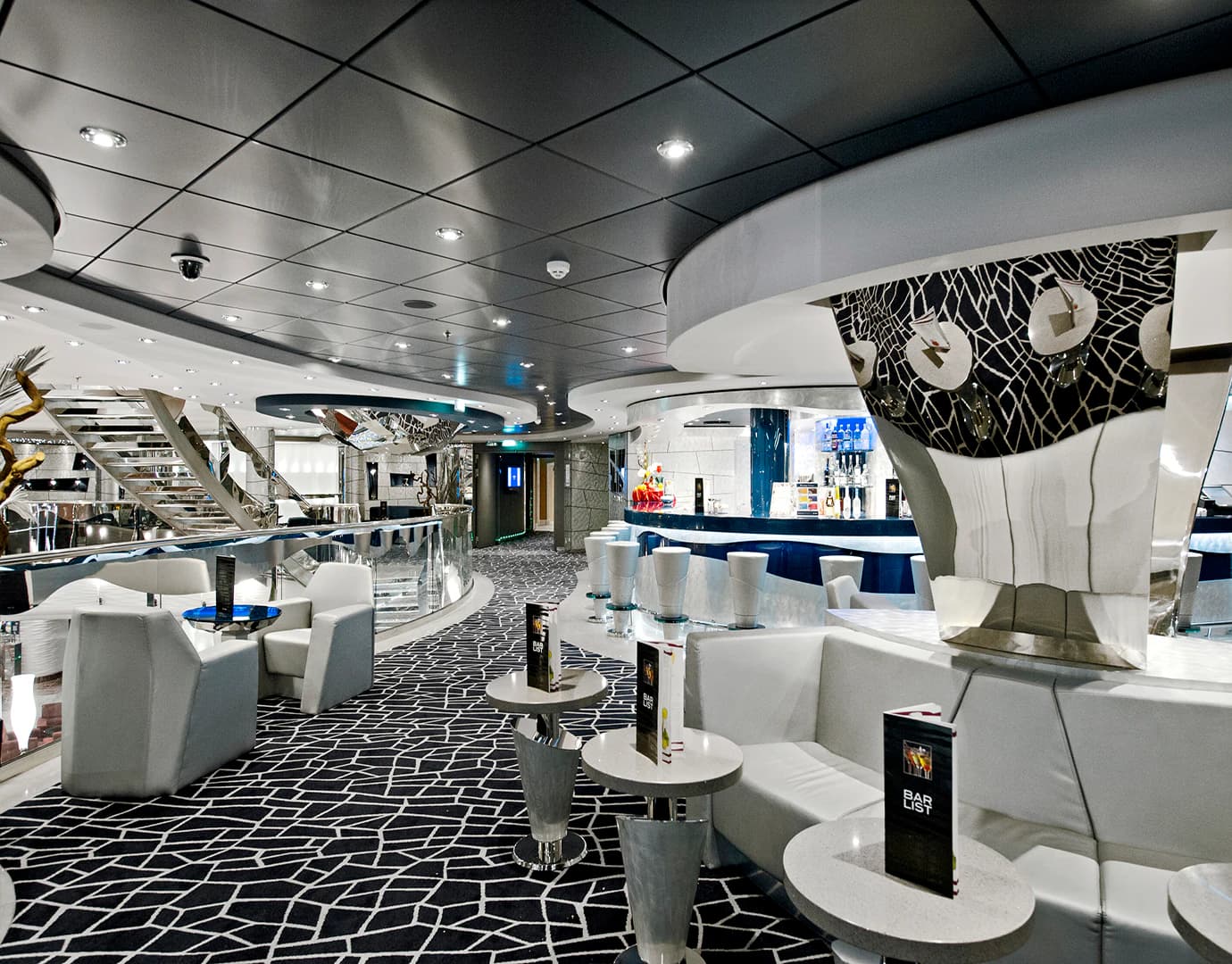 MSC Divina Dining 