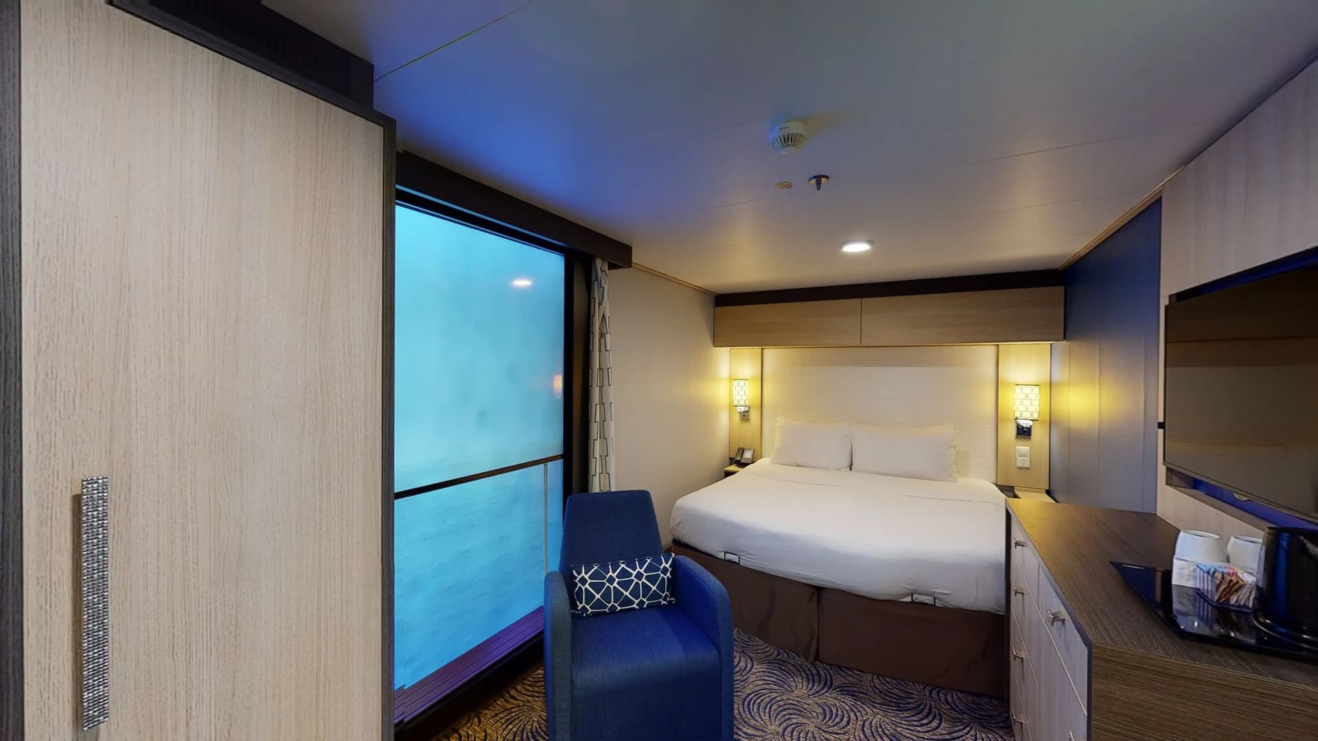 Royal Caribbean, Odysseys of the Seas, anthem of the seas, Spectrum, Quantum inside cabin