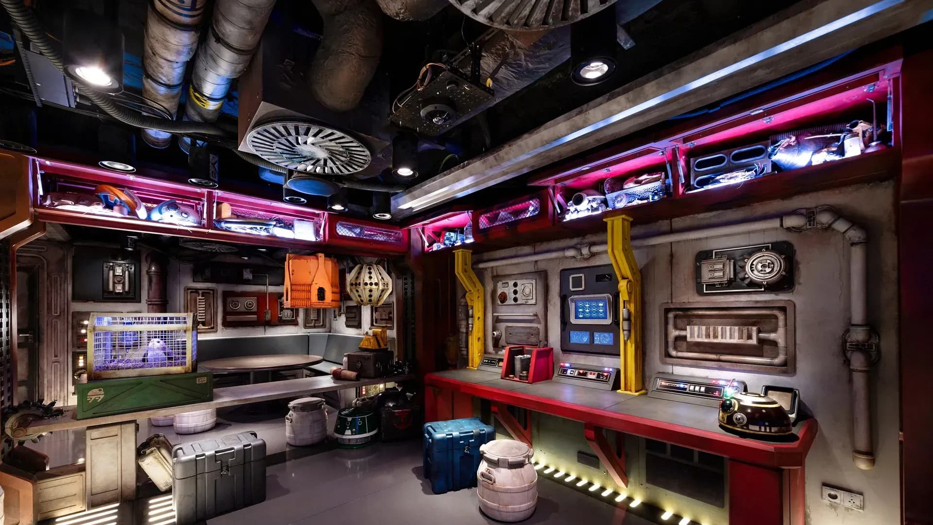 Disney Wish, Star Wars: Cargo Bay