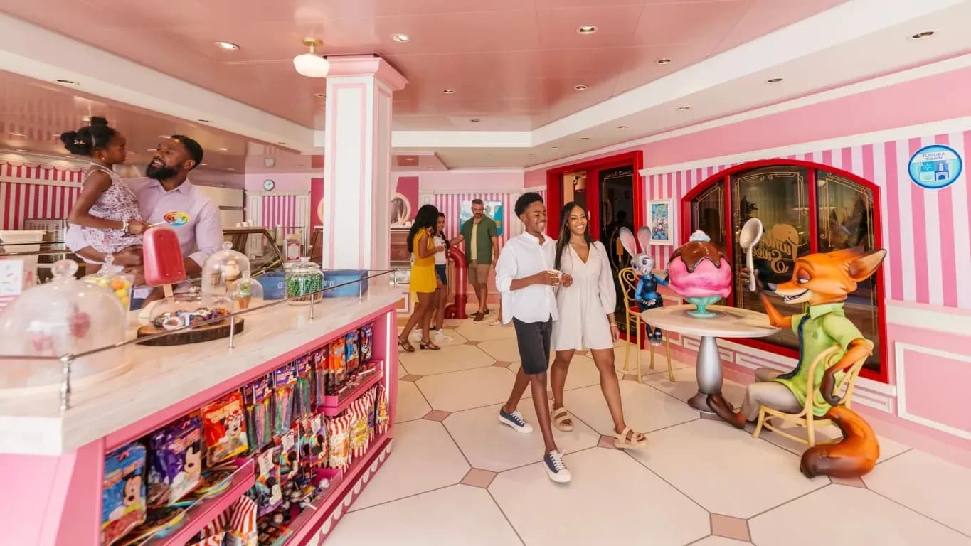 Disney Treasure, Jumbeaux's Sweets ice cream parlor