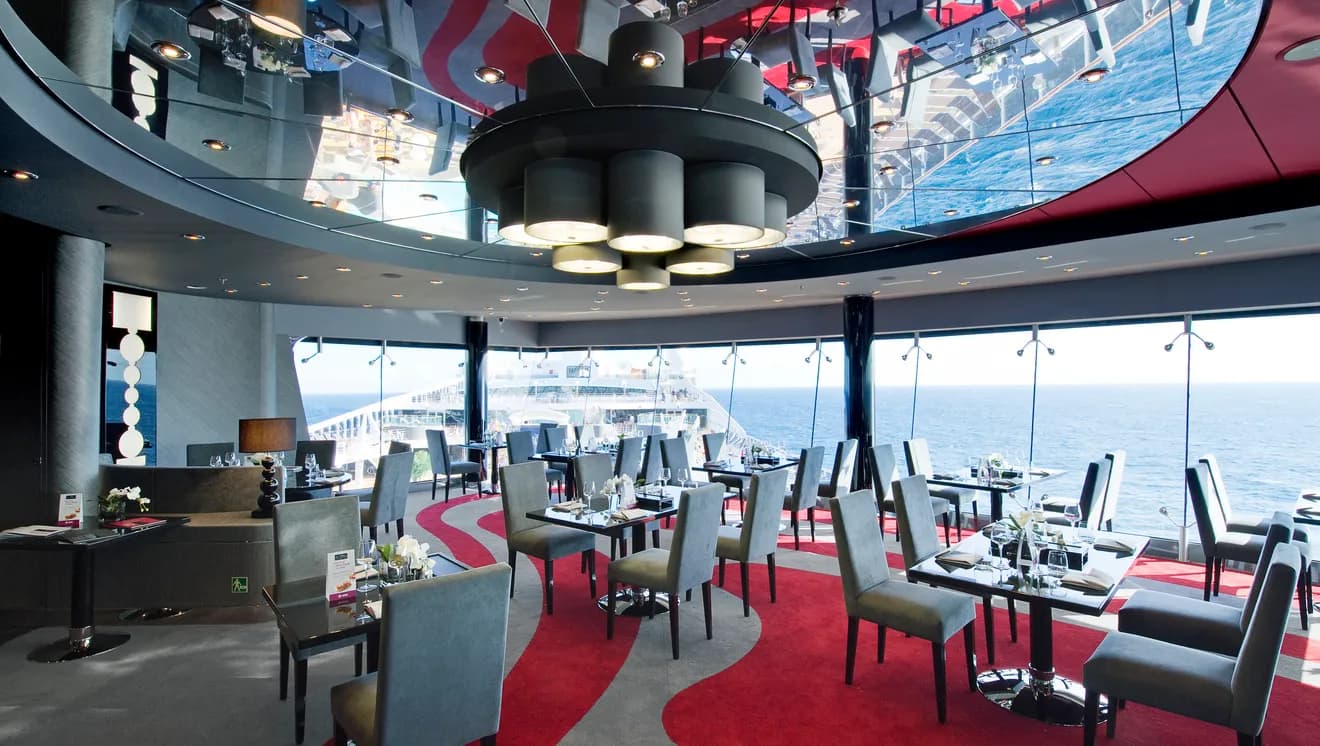 MSC Divina Dining 