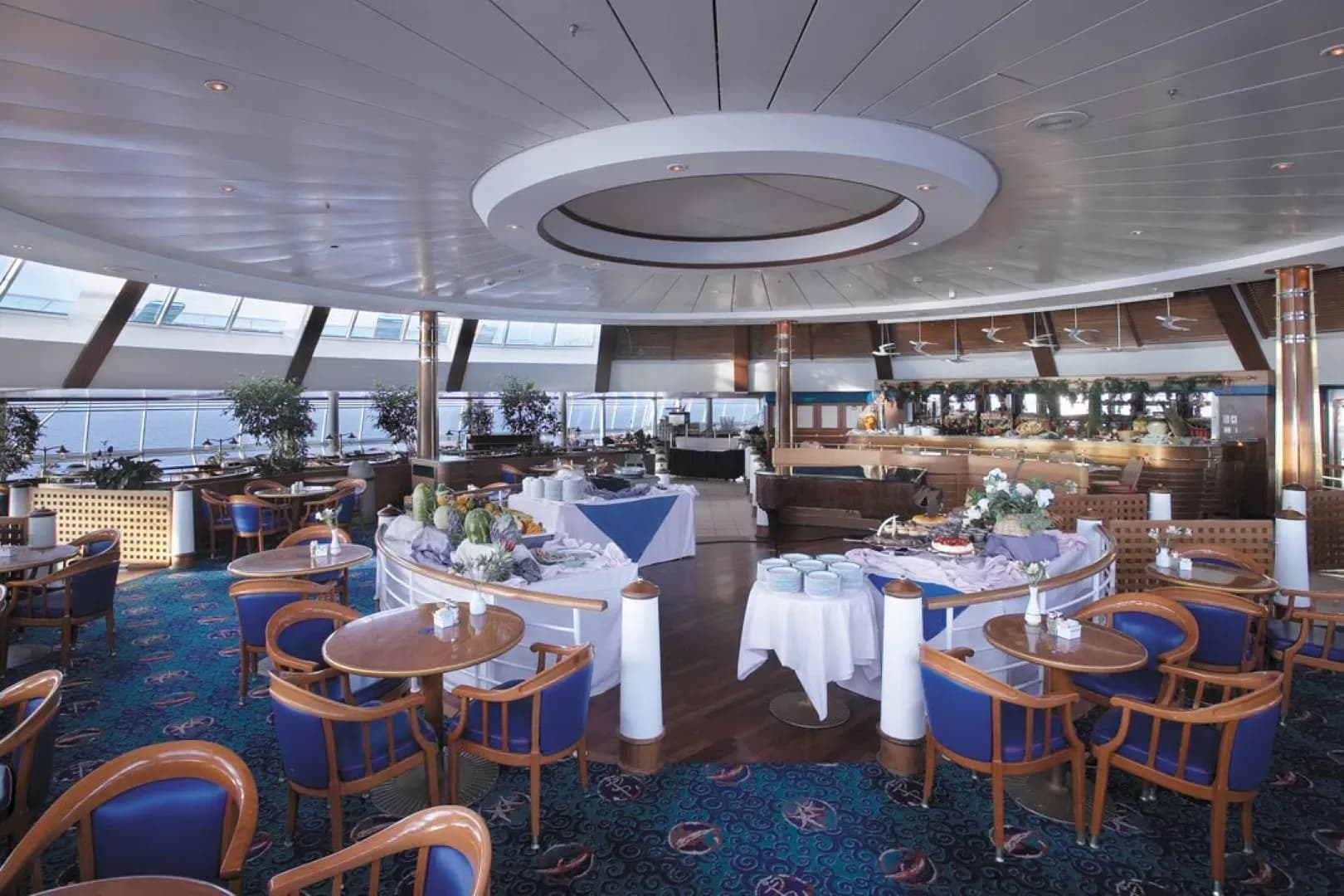 Royal Caribbean - Enchantment of the Seas, Windjammer Café