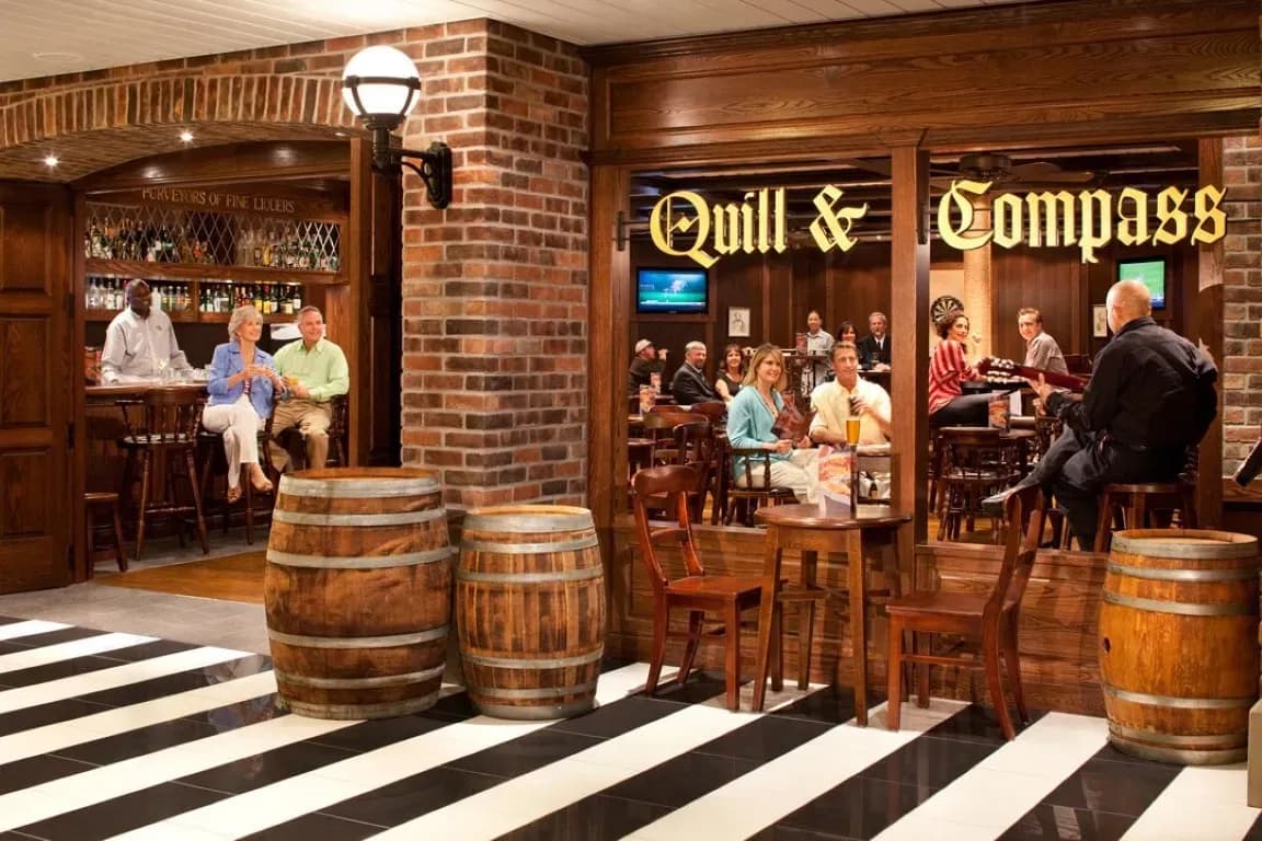 Radiance of the Seas, Quill & Compass Pub