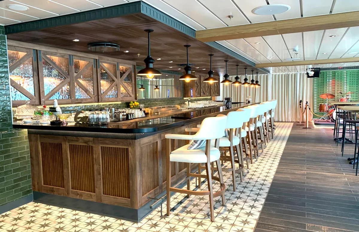 Royal Caribbean - Wonder of the Seas, The Mason Jar, a Southern-themed specialty restaurant and bar