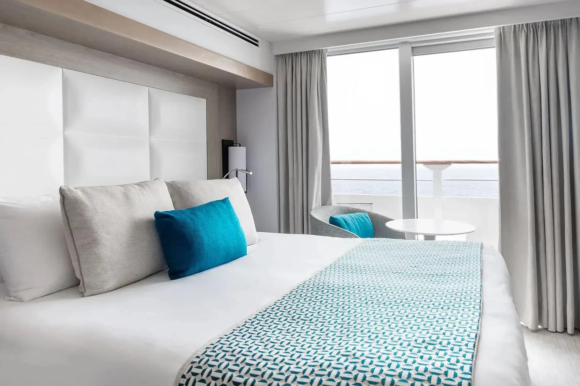 Ponant L'Austral yacht - Balcony stateroom upper decks