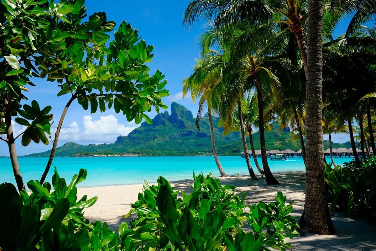 Tahiti & The Society Islands
