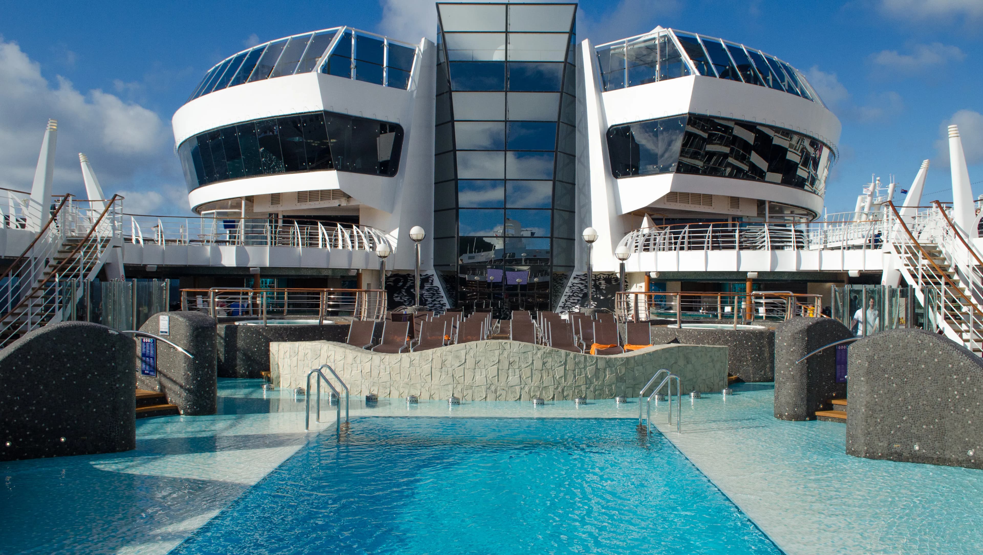 MSC Divina Pool