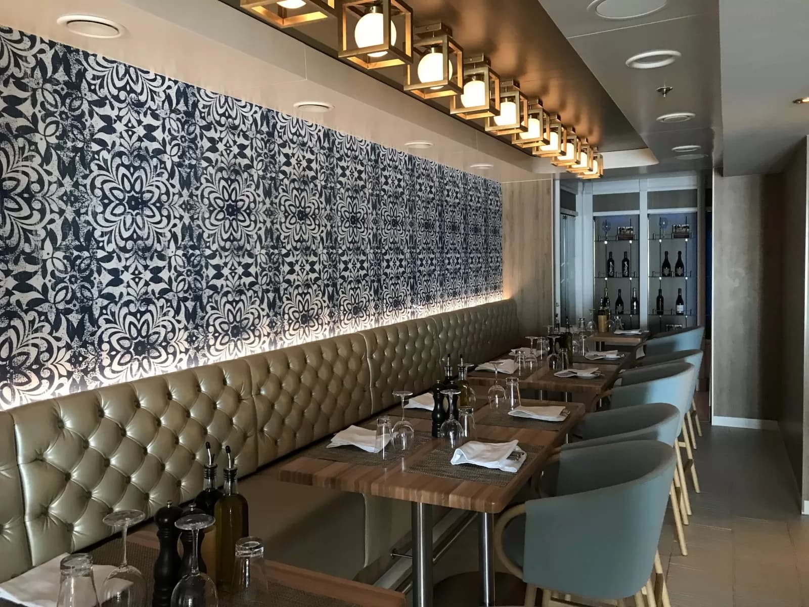 Norwegian Dawn Dining 