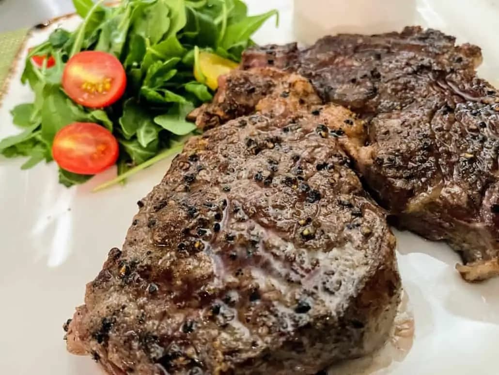 Celebrity Ascent food