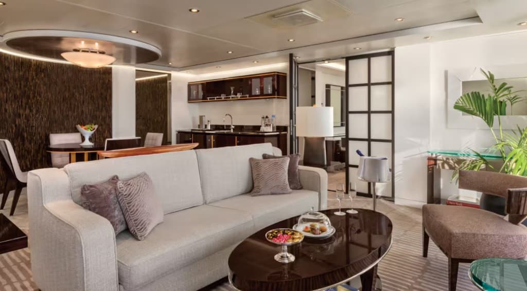 Oceania Suite on oceania Marina