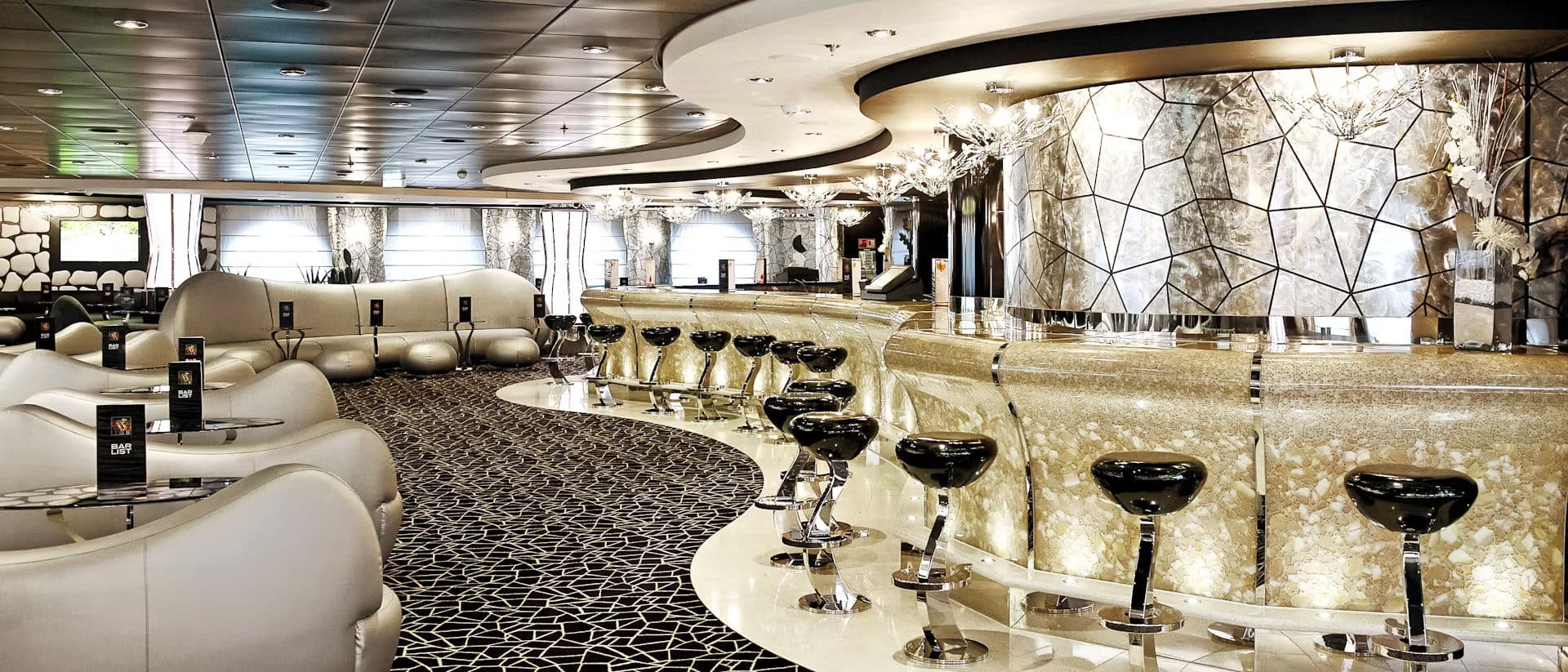 MSC Divina 