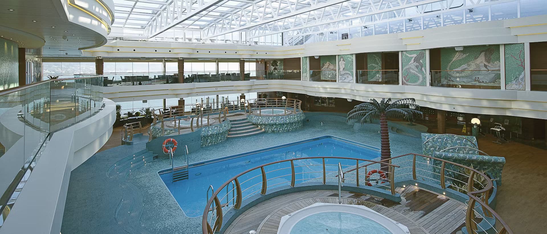 MSC Divina Pool