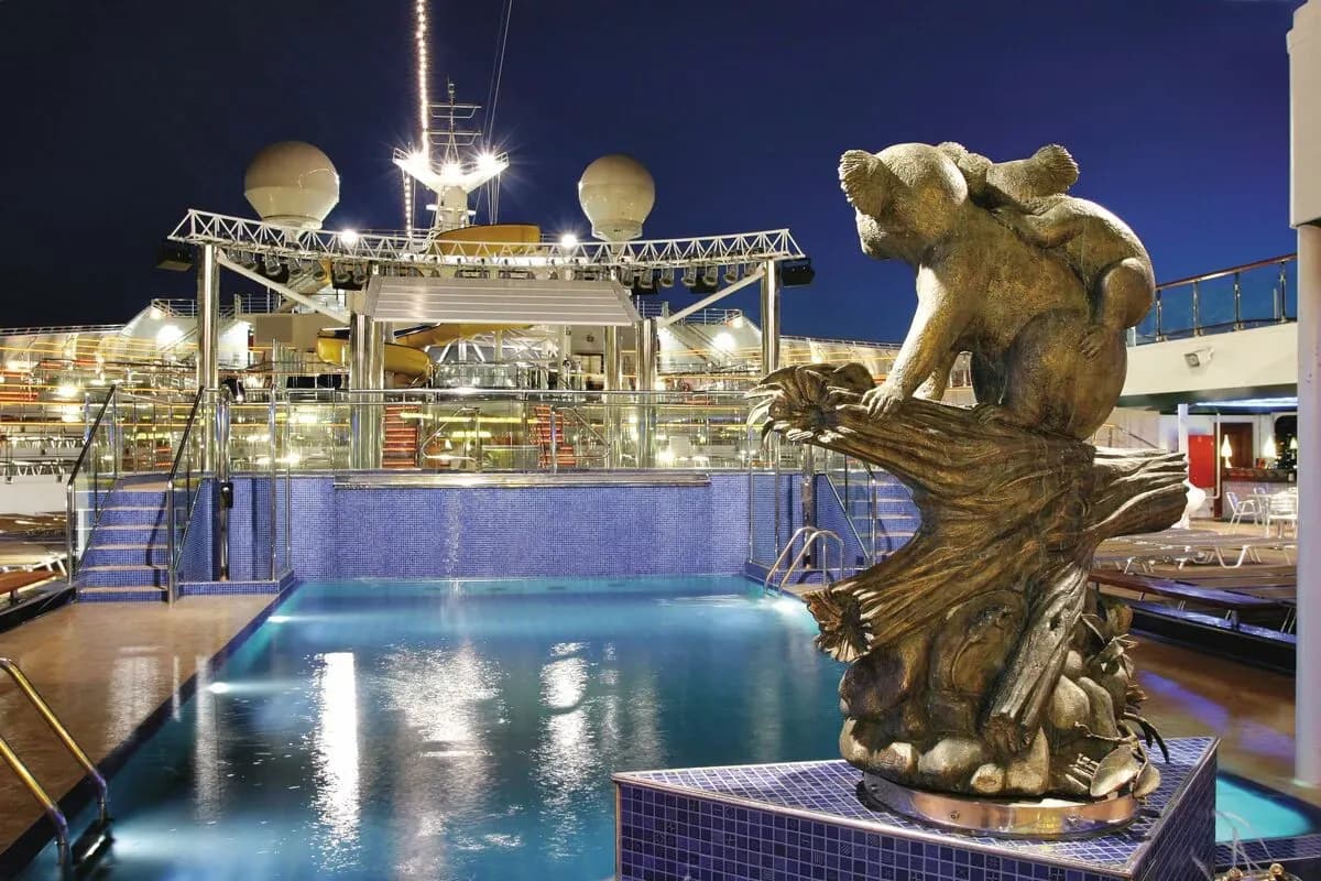 Costa Fortuna Facilities