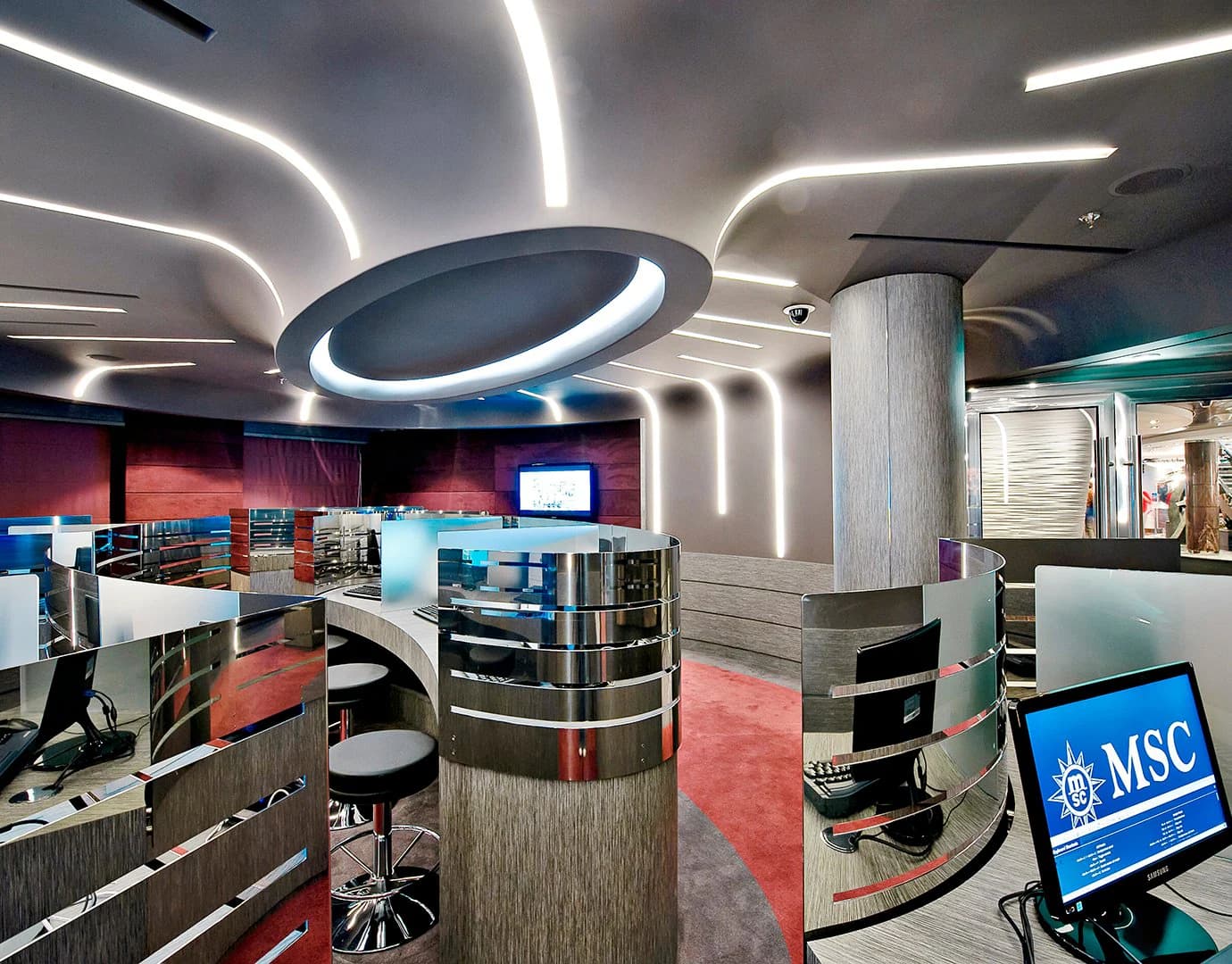MSC Divina Cybercafe 