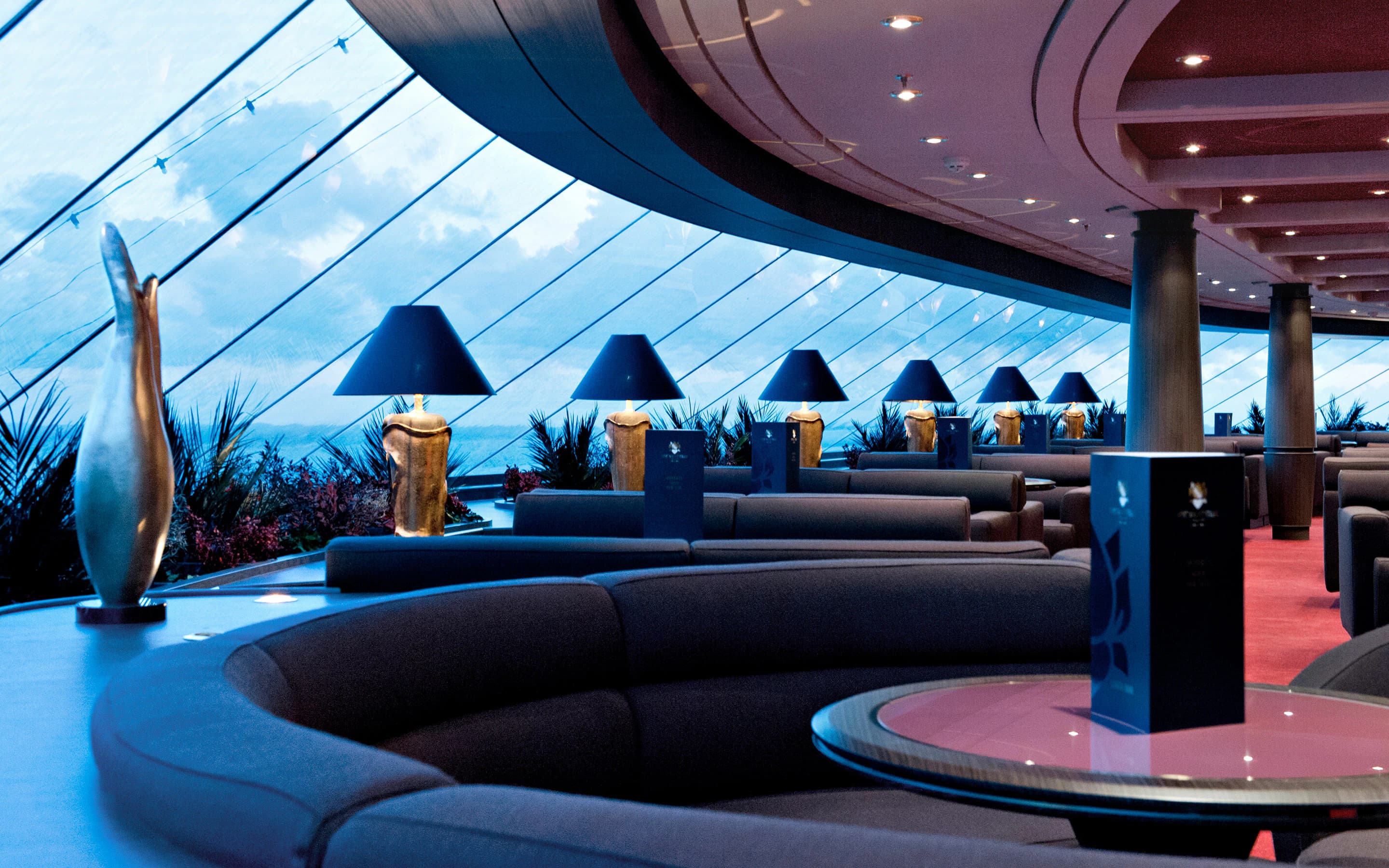 MSC Divina Dining 