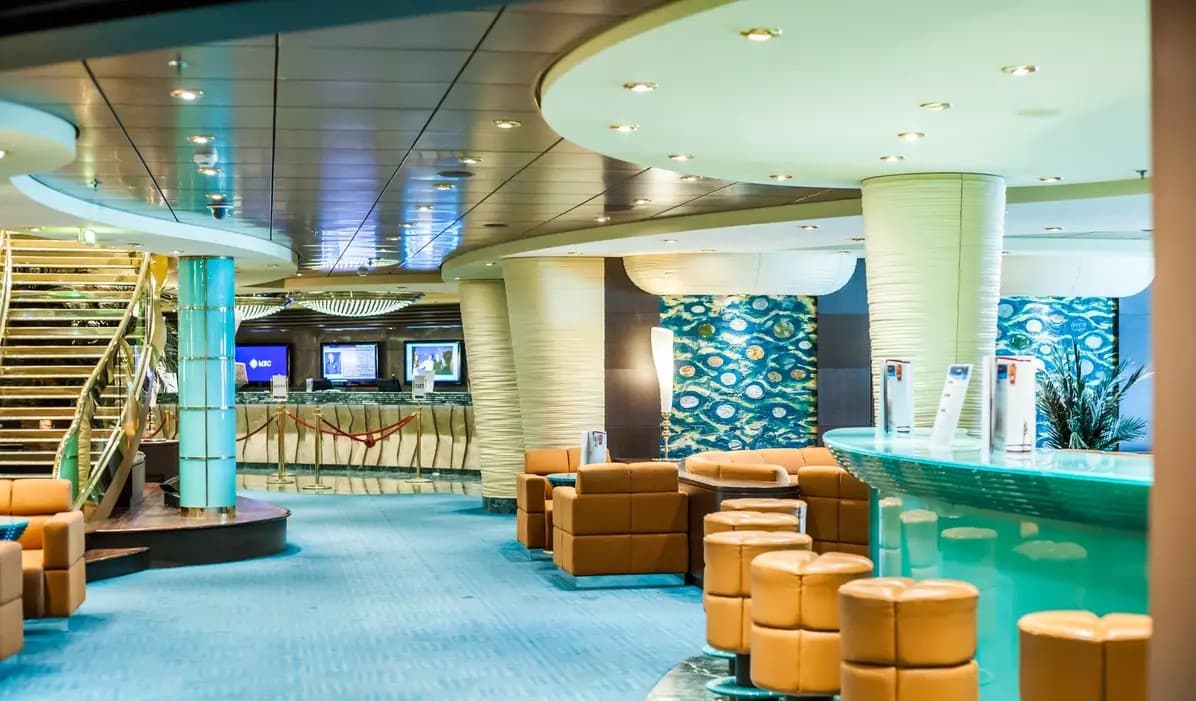 MSC Fantasia Dining & Lounge 