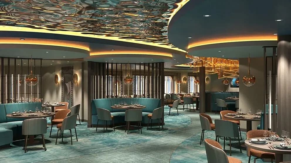 Aroya Cruises restaurants and dining