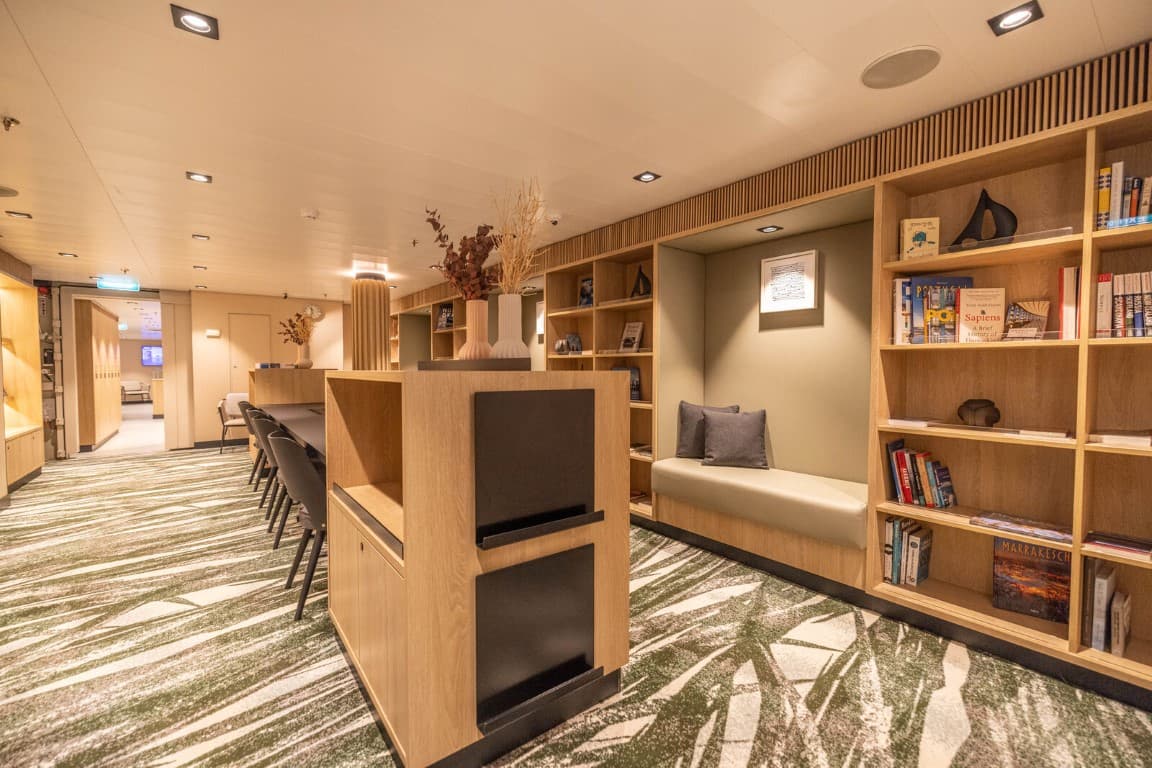 SH Diana Dining & lounge 