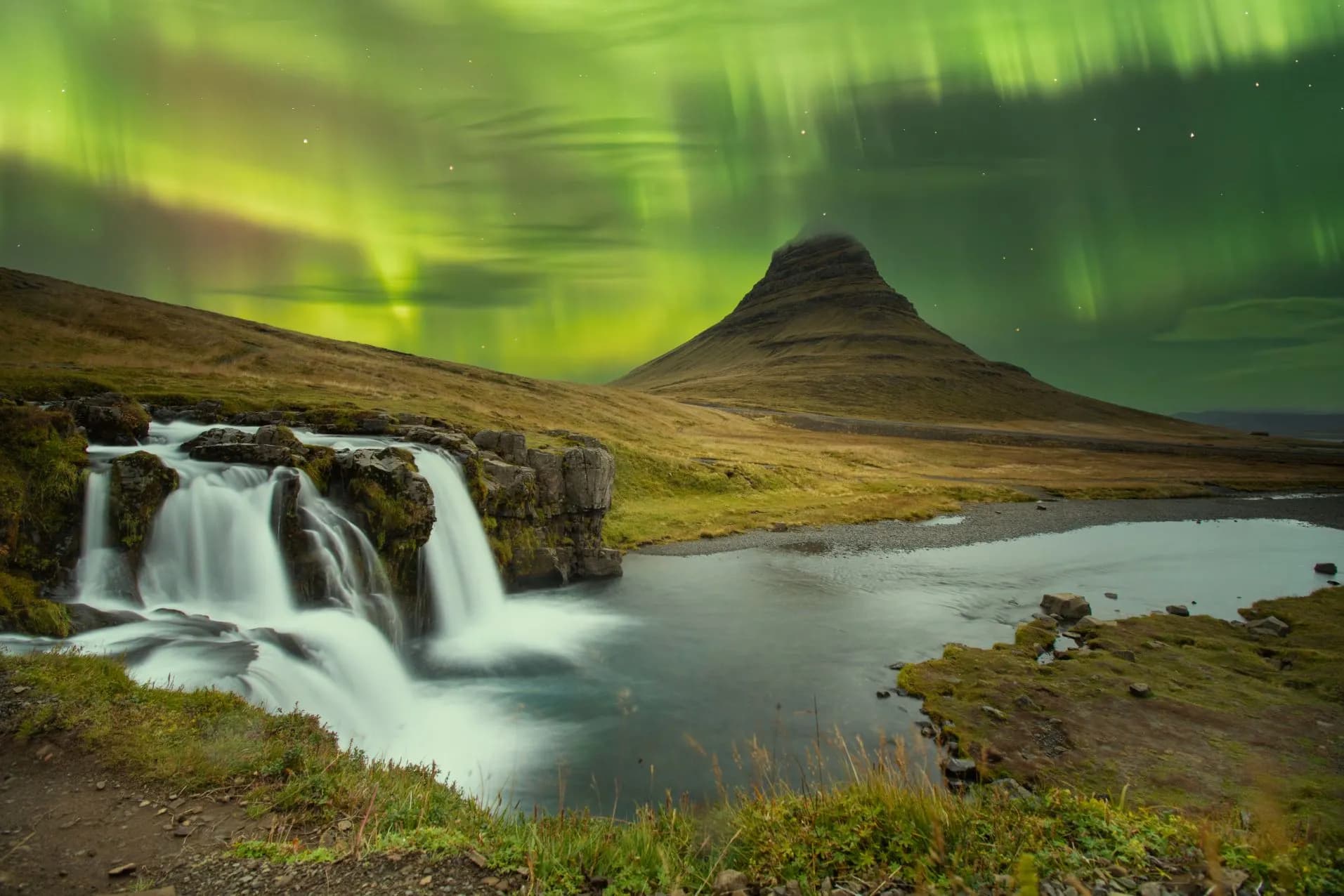 Iceland - Best place to see northern lights on Iceland Cruise