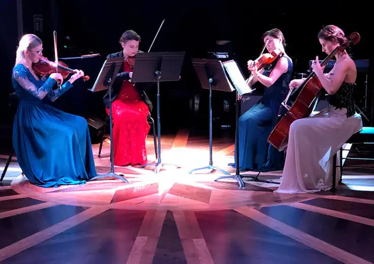 Oceania Cruises Entertainment