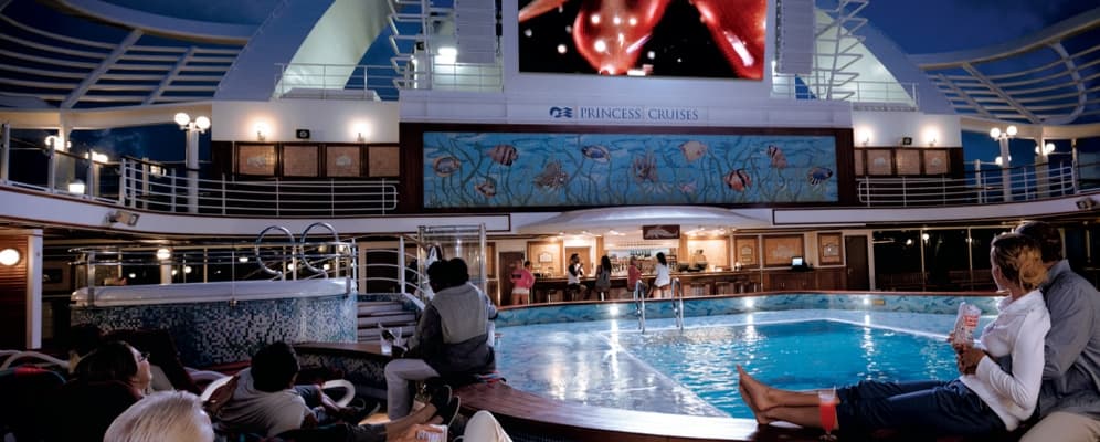 Sapphire and diamond Princess entertainment