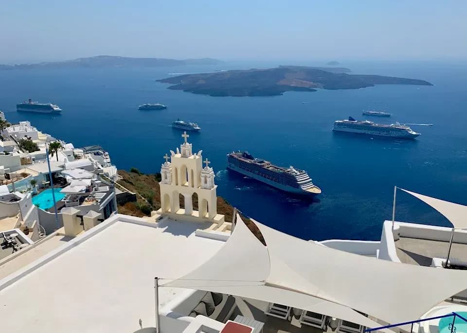 Santorini Cruises - Cruise port & Guide