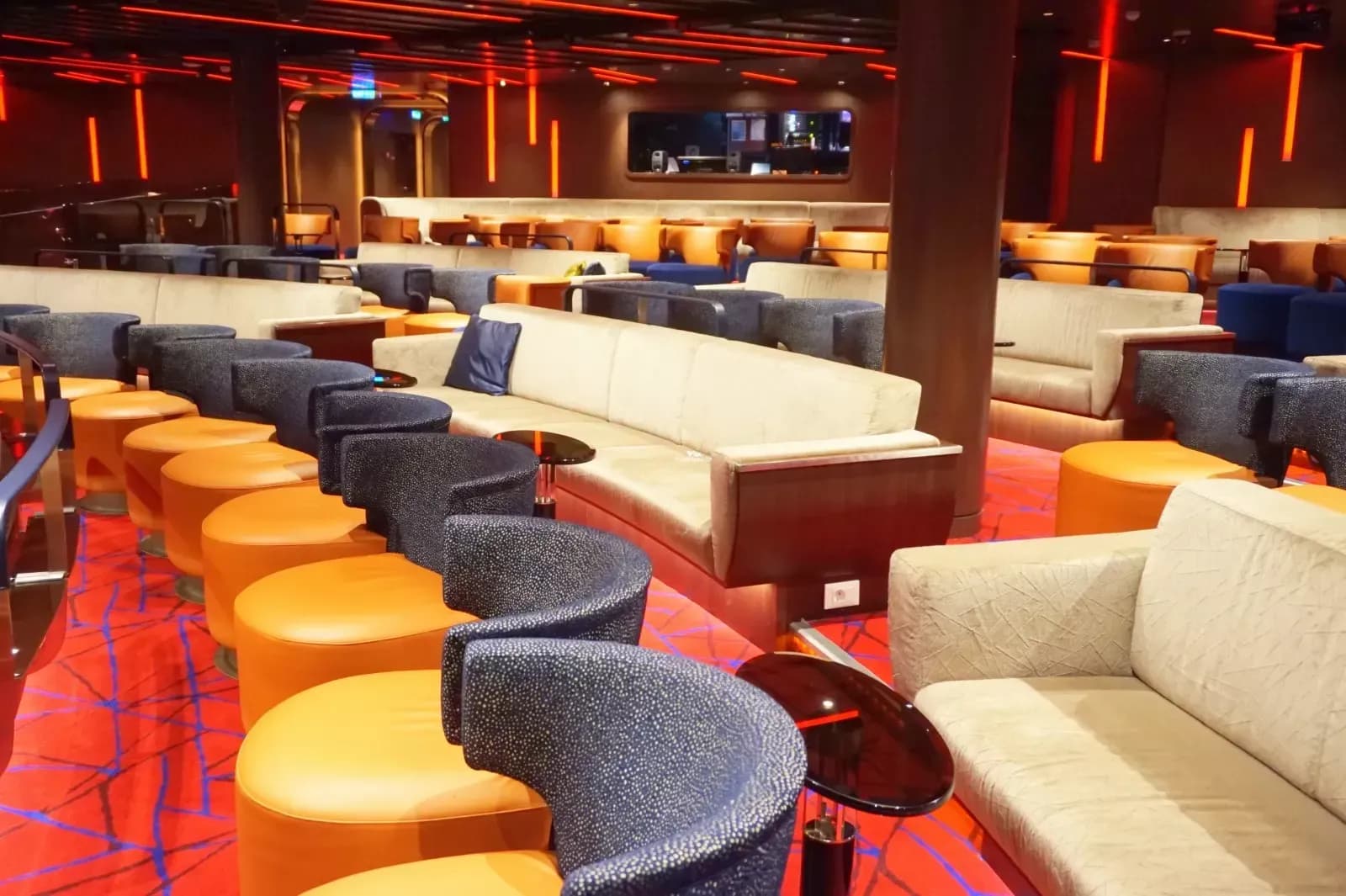 Seabourn Encore 