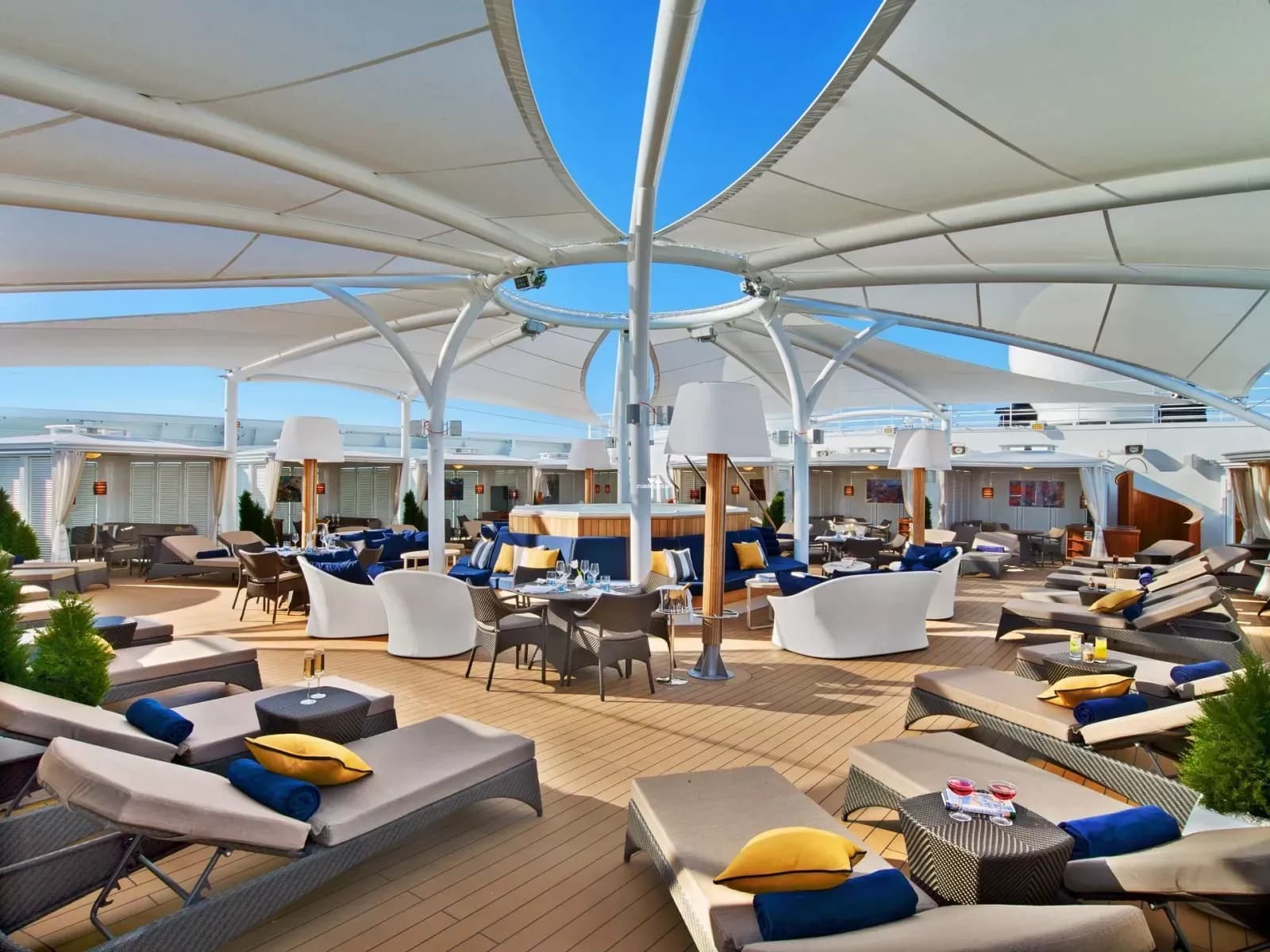 Seabourn Encore 
