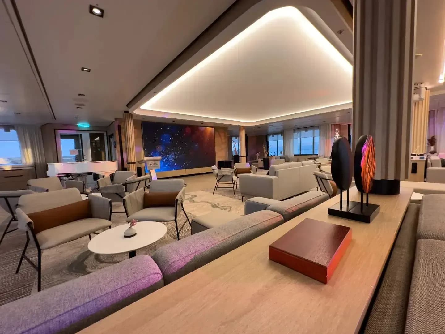 Swan Hellenic luxury cruise expedition Ship lounge
