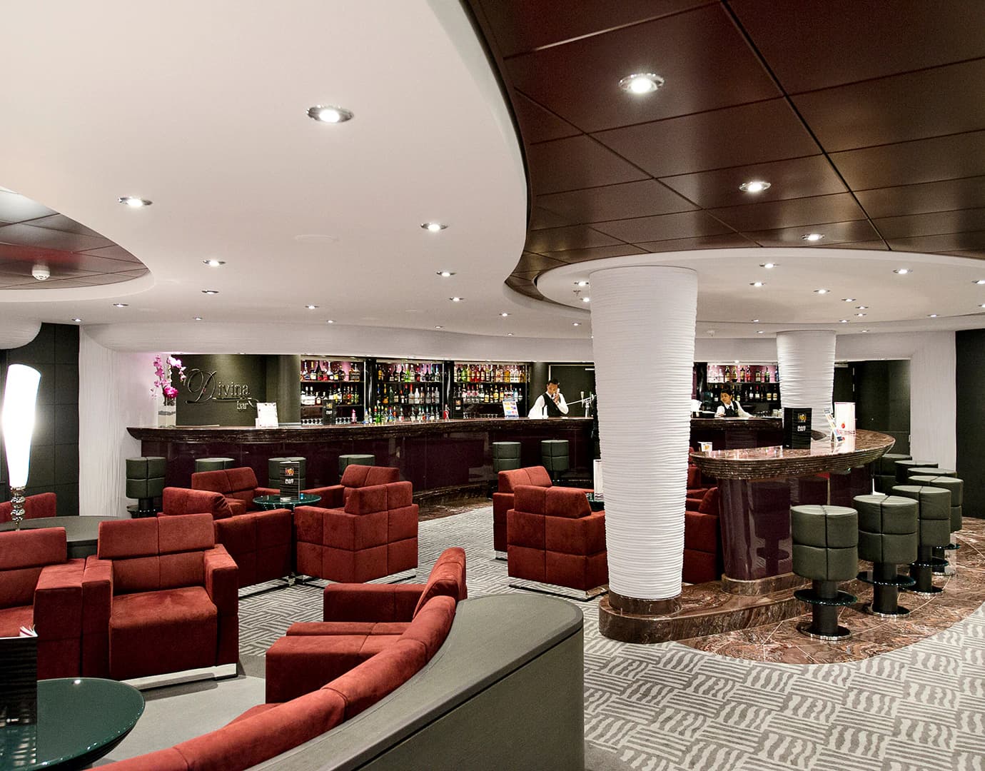 MSC Divina Dining 