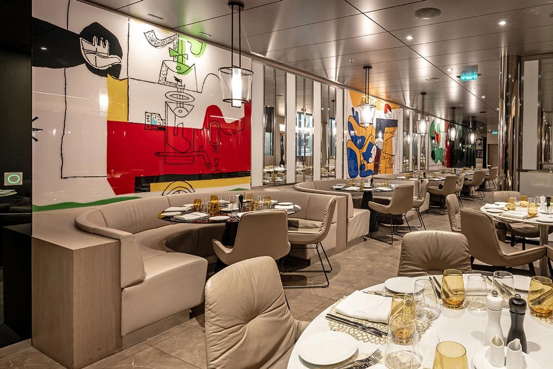 Scenic Eclipse Dinning and food