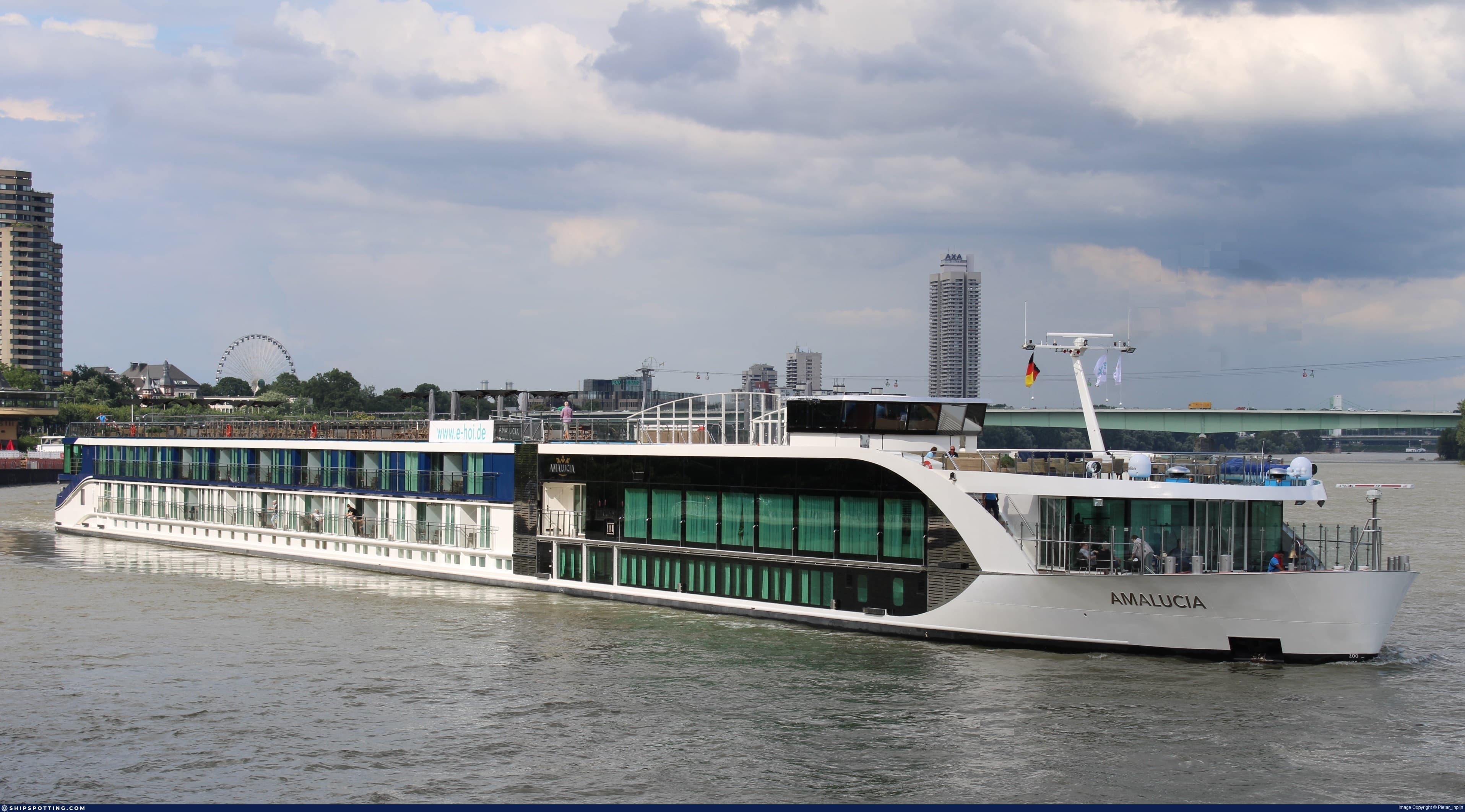 Amalucia amawaterways ship