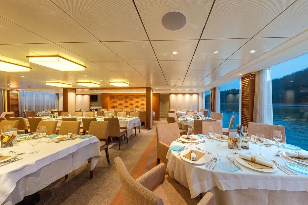 Viking river cruise dining