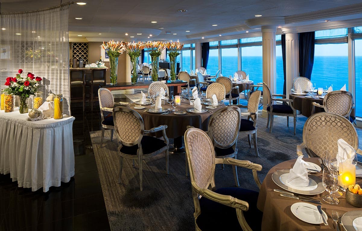 azamara food and restaurant