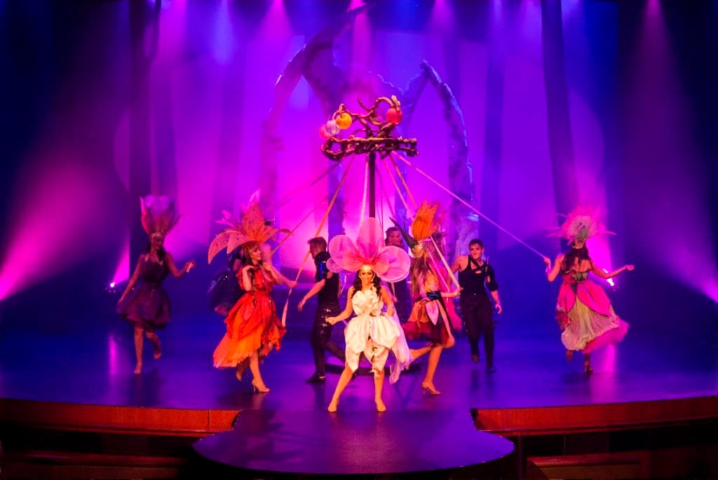 celebrity solstice entertainment and bars