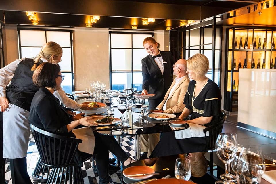 Scenic Eclipse Dinning and food