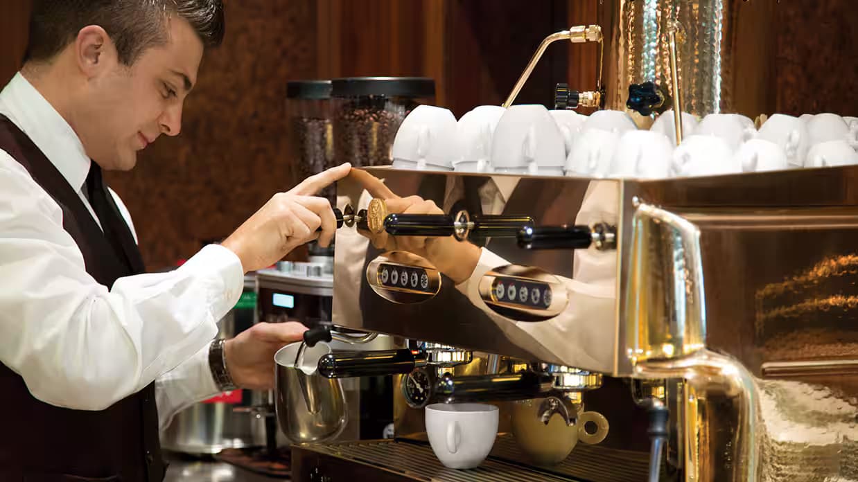 Dining of Oceanic Nautica Ship 