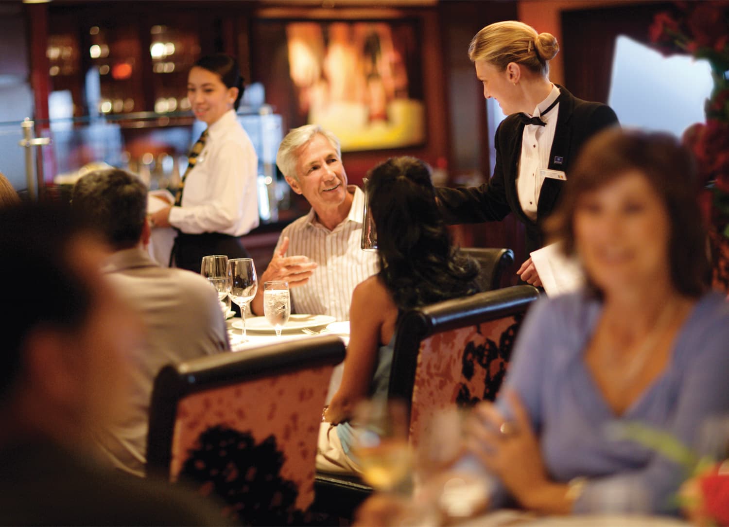 Norwegian Pearl Dining 