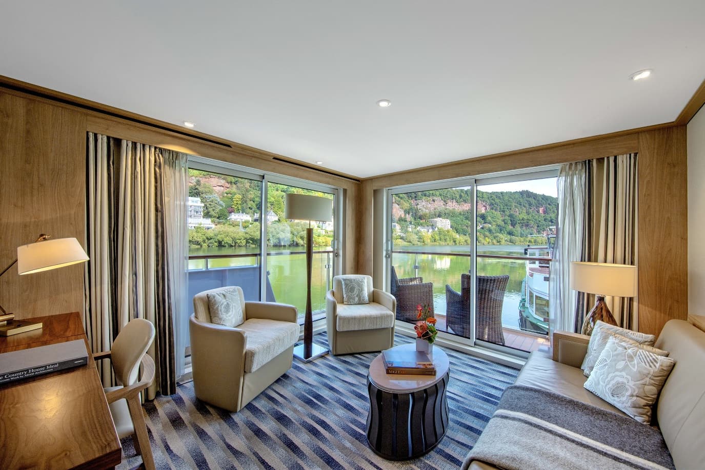 Viking explorer suite