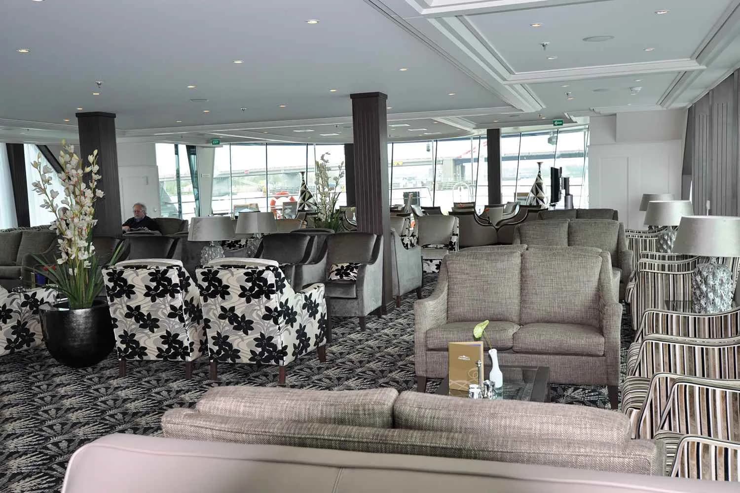 Amaverde restaurant and food- amawaterways cruises
