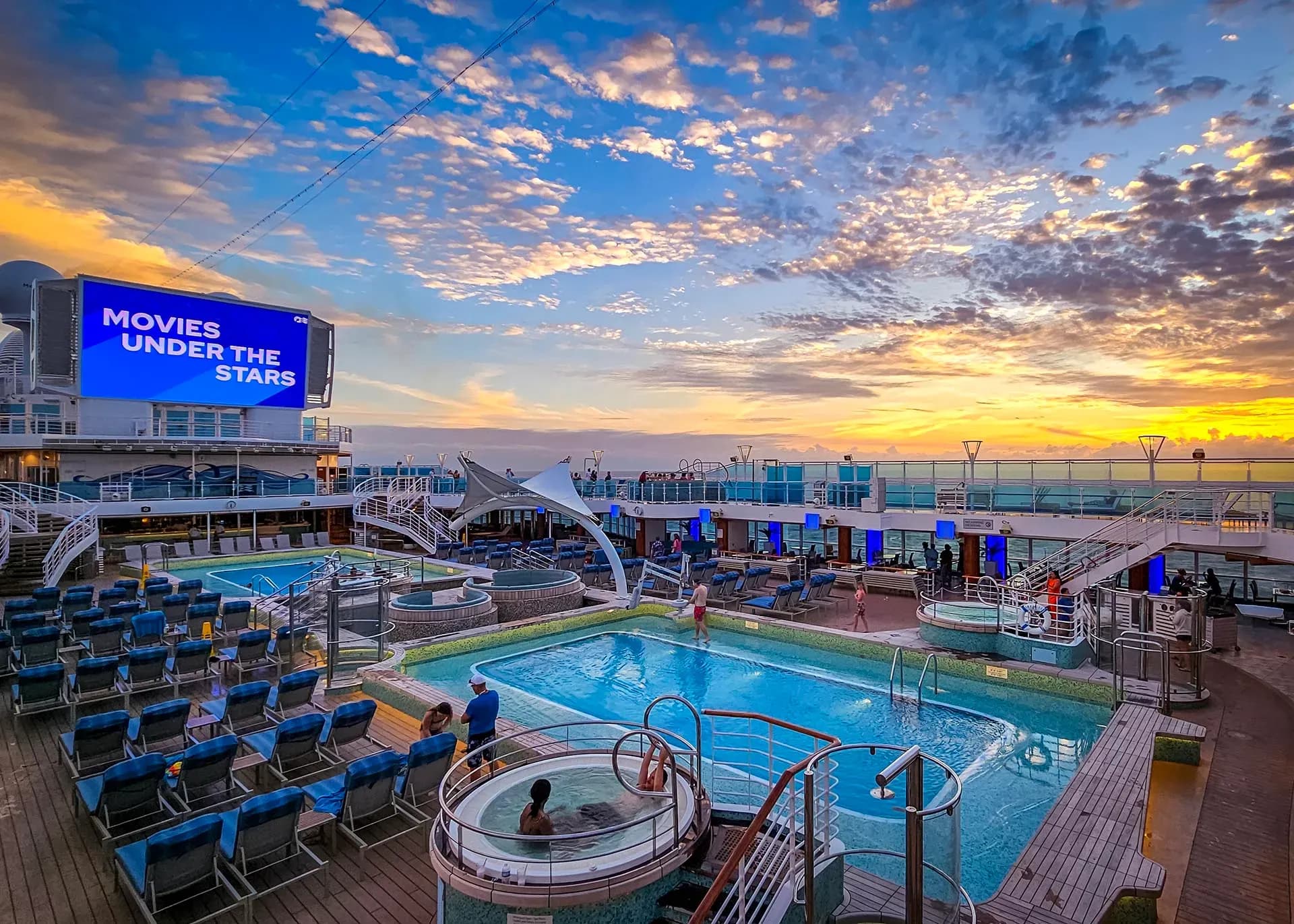 discovery princess cruise ship pool