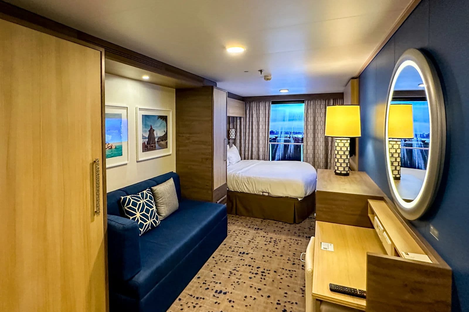 Royal Caribbean, Odysseys of seas cabin virtual balcony