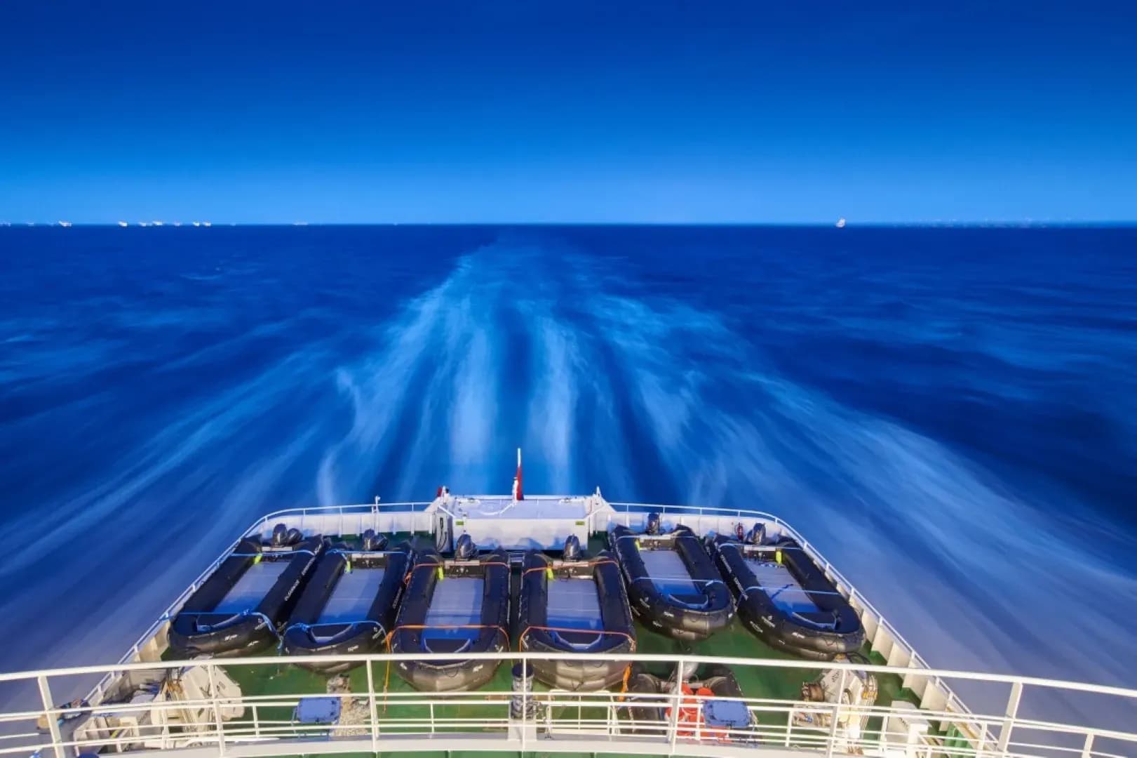 Oceanwide Expeditions - M/V Hondius