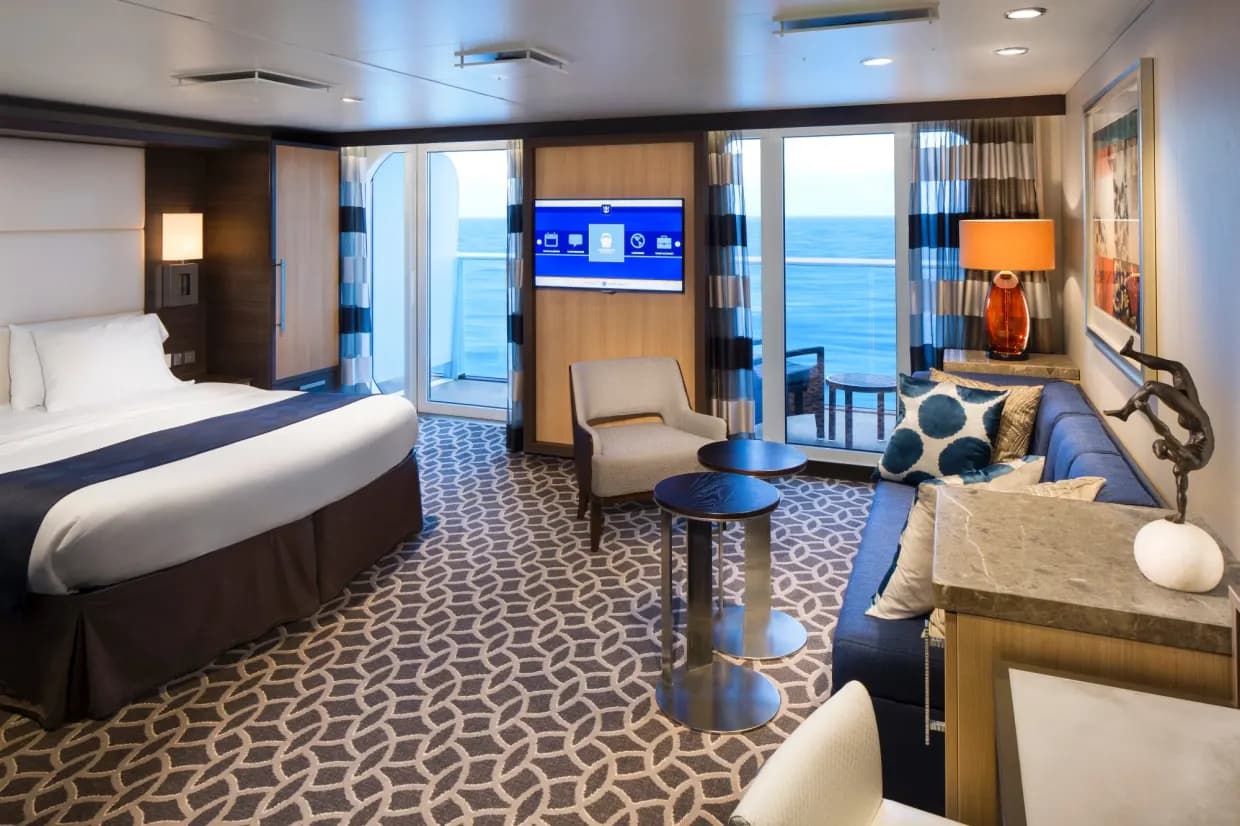 ovation of the seas junior suite with large balcony