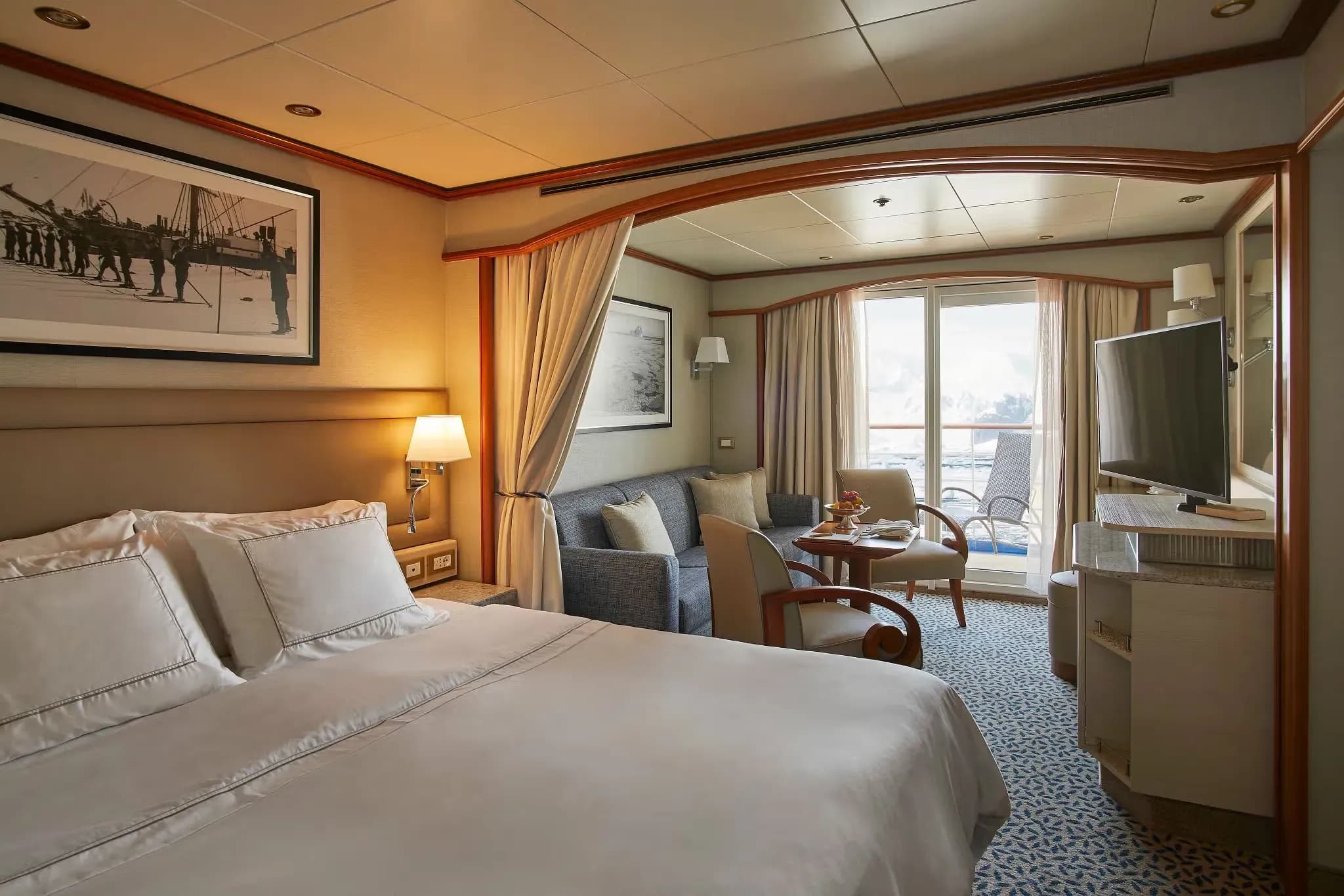 Silversea - Silver Wind - Classic Veranda Suite