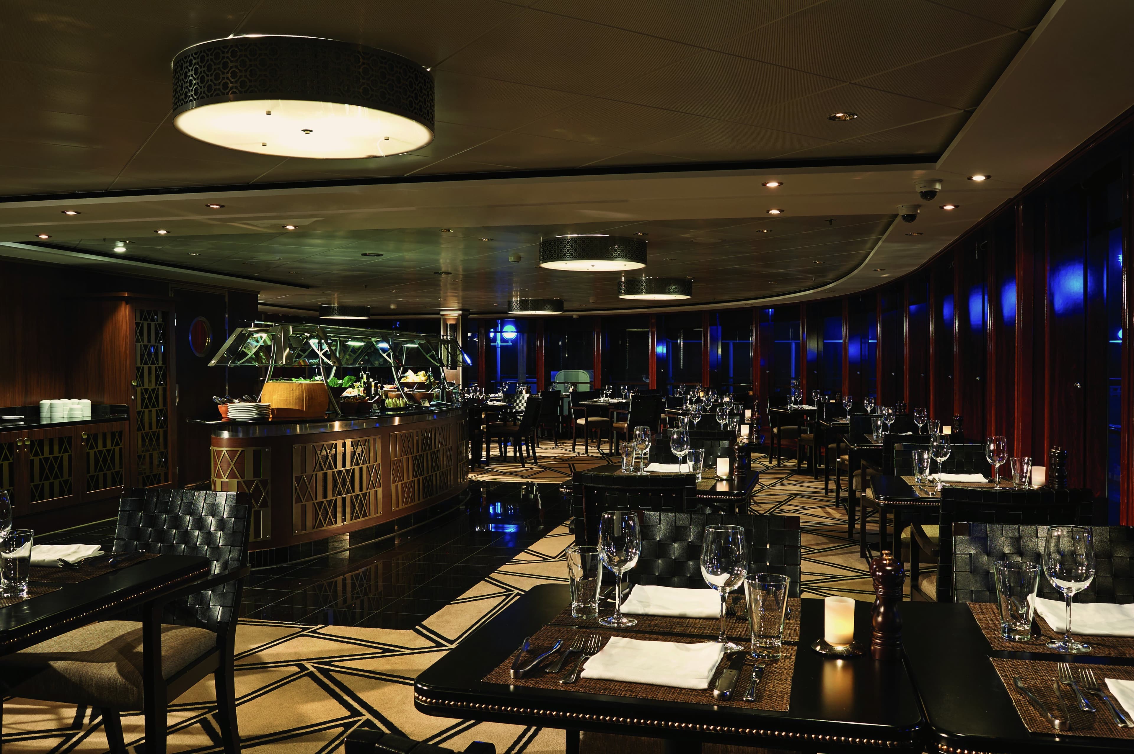 Norwegian Pearl Dining