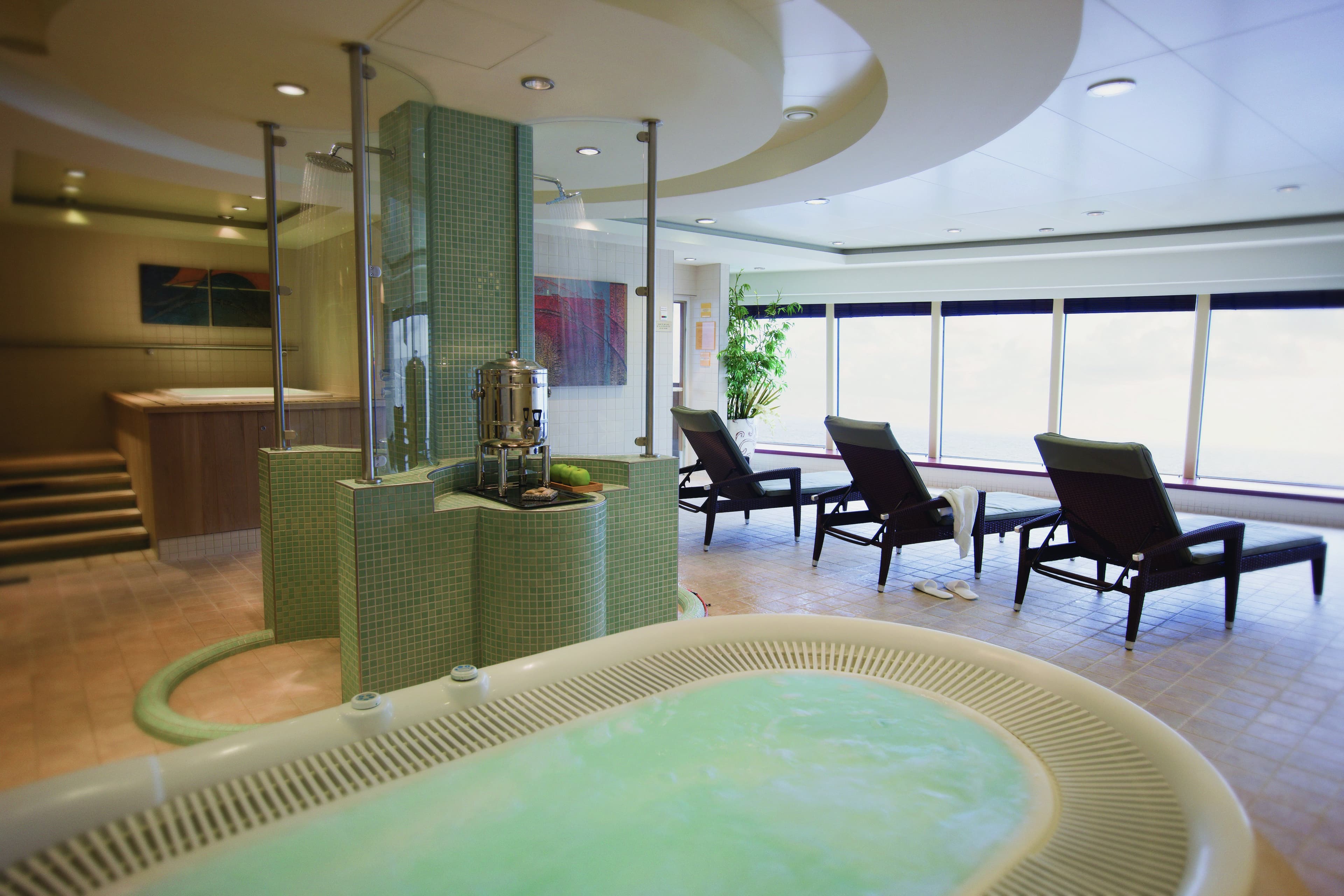 Norwegian Pearl Facilities