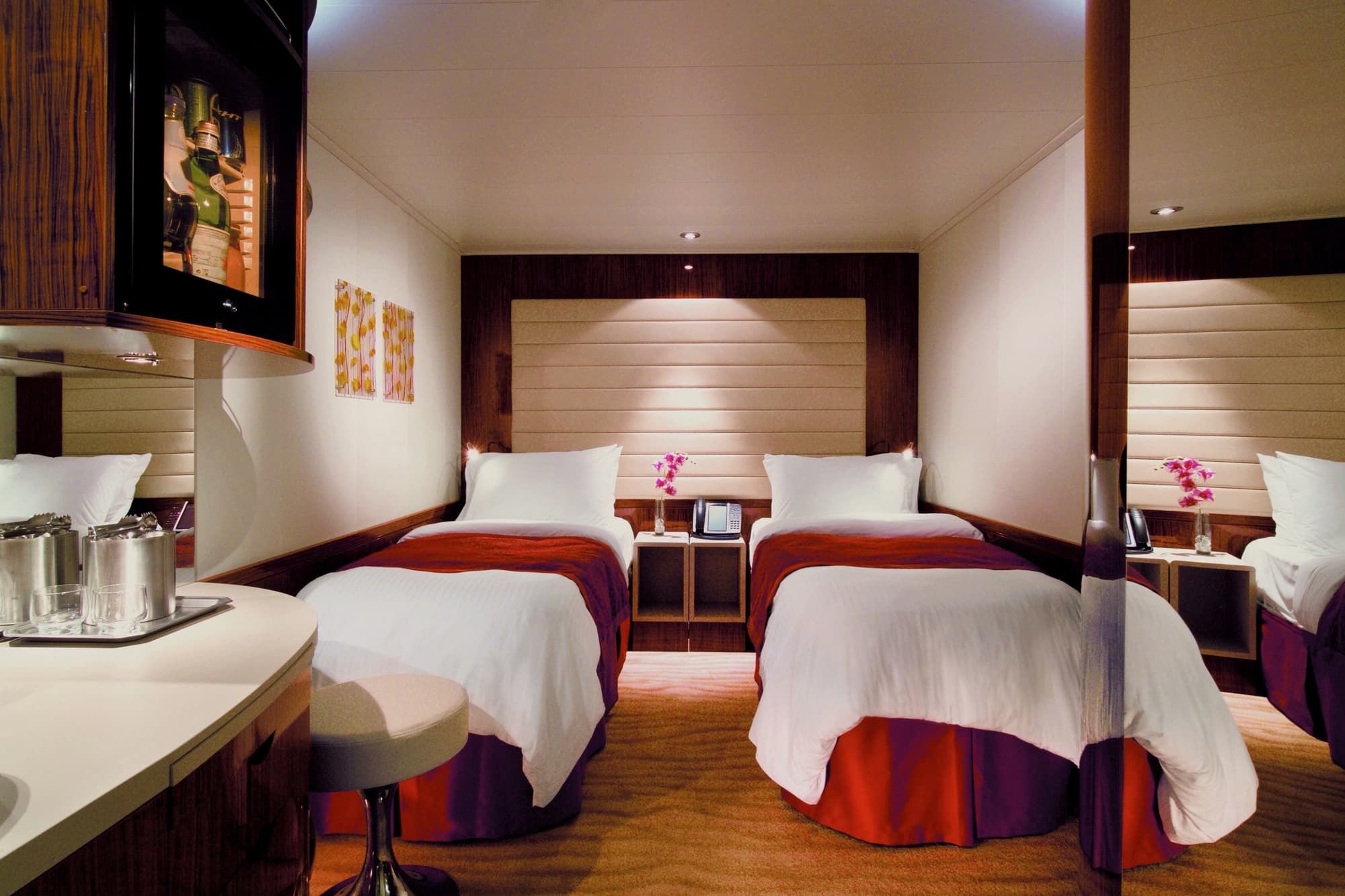 Inside Cabin Norwegian Epic