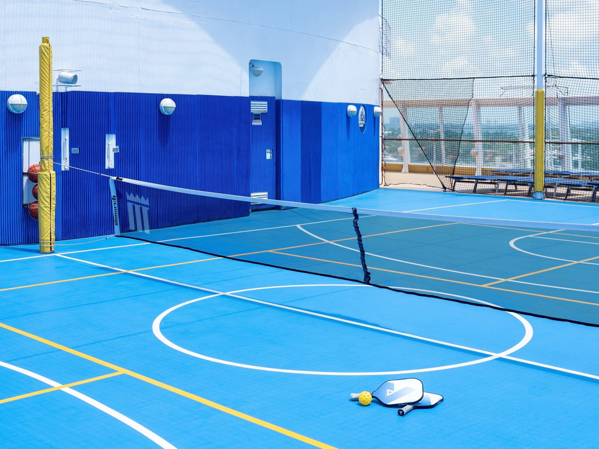 Norwegian Sky, Sports Court