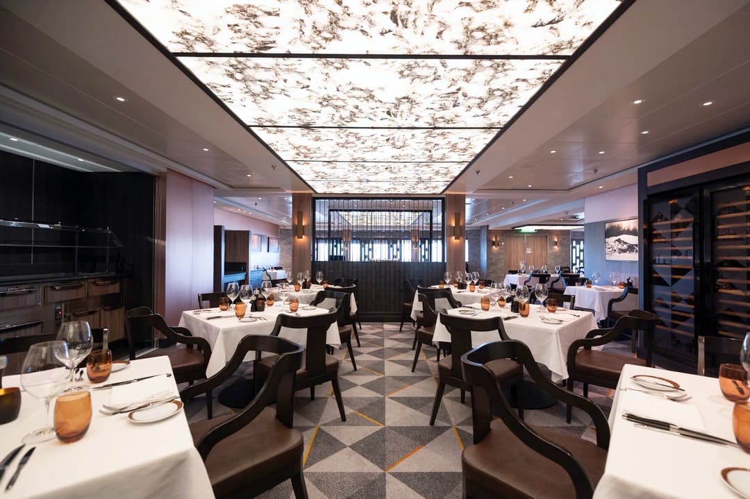 Norwegian Spirit Dining